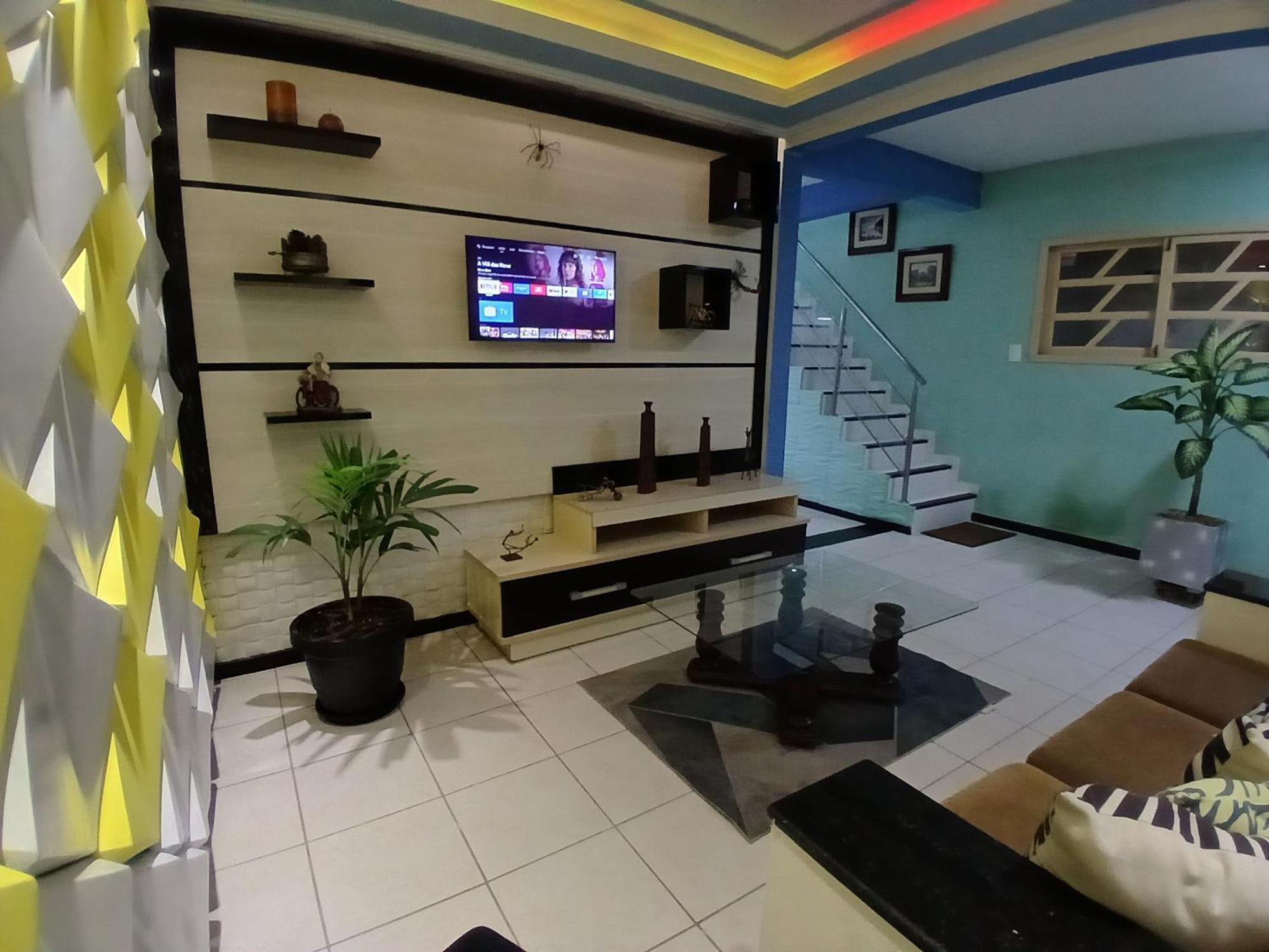 Casa 3 Quartos1suite Com Frigobar Smart Tv Netflix Ar-condicionado